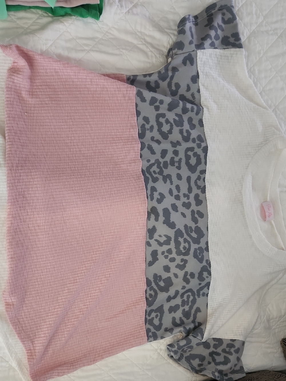 Colorblock Leopard Print Short Sleeve Top - Pink, Gray, White